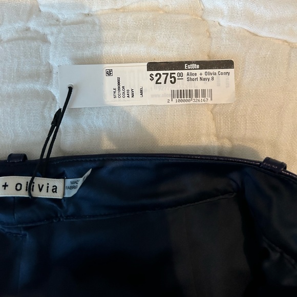 alice + olivia Conry Short in Navy - Picture 8 of 10